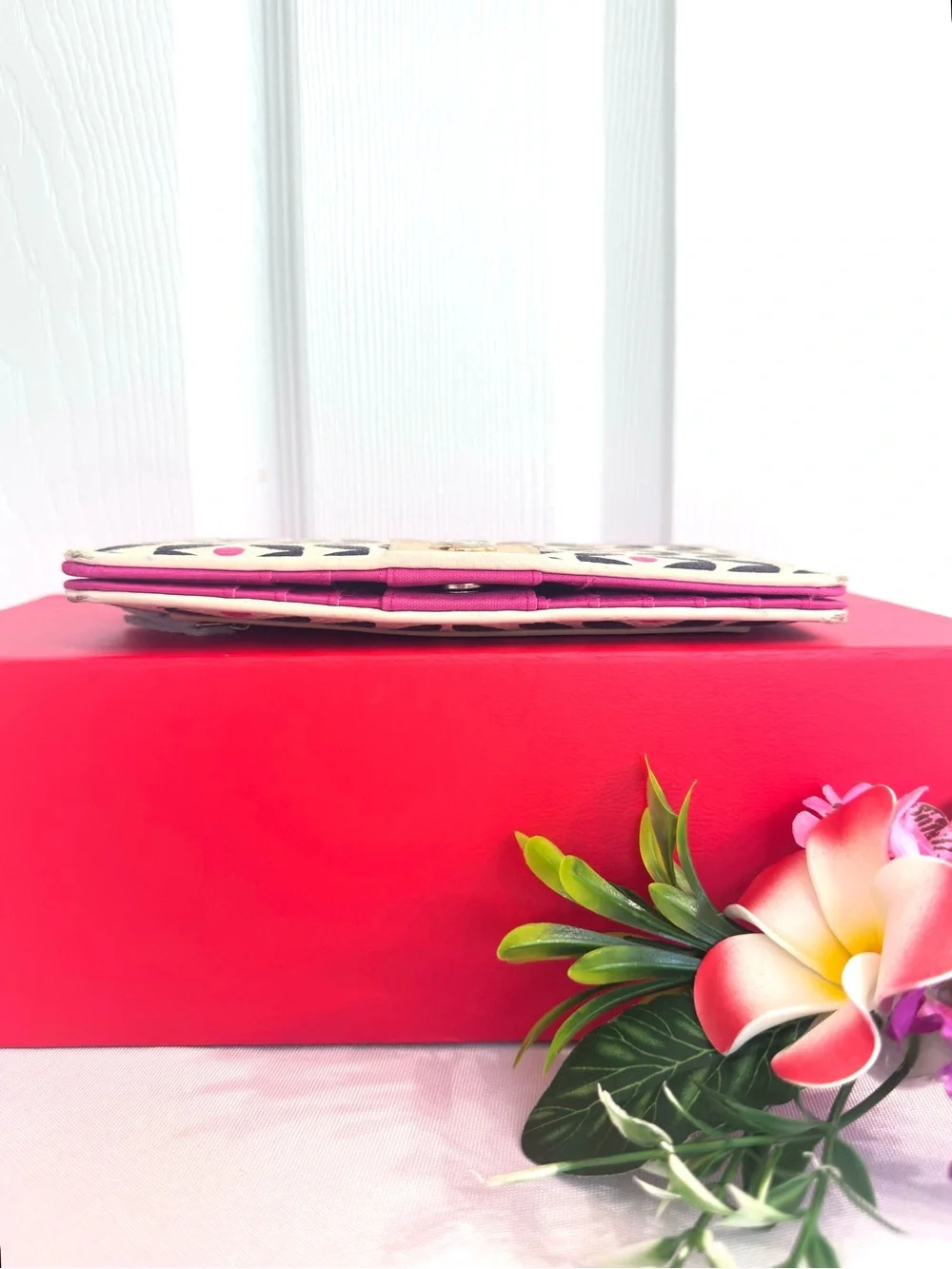 SPARTINA ~ Geometric Pattern Wallet in Black, Cream and Pink w/Back Coin Slot